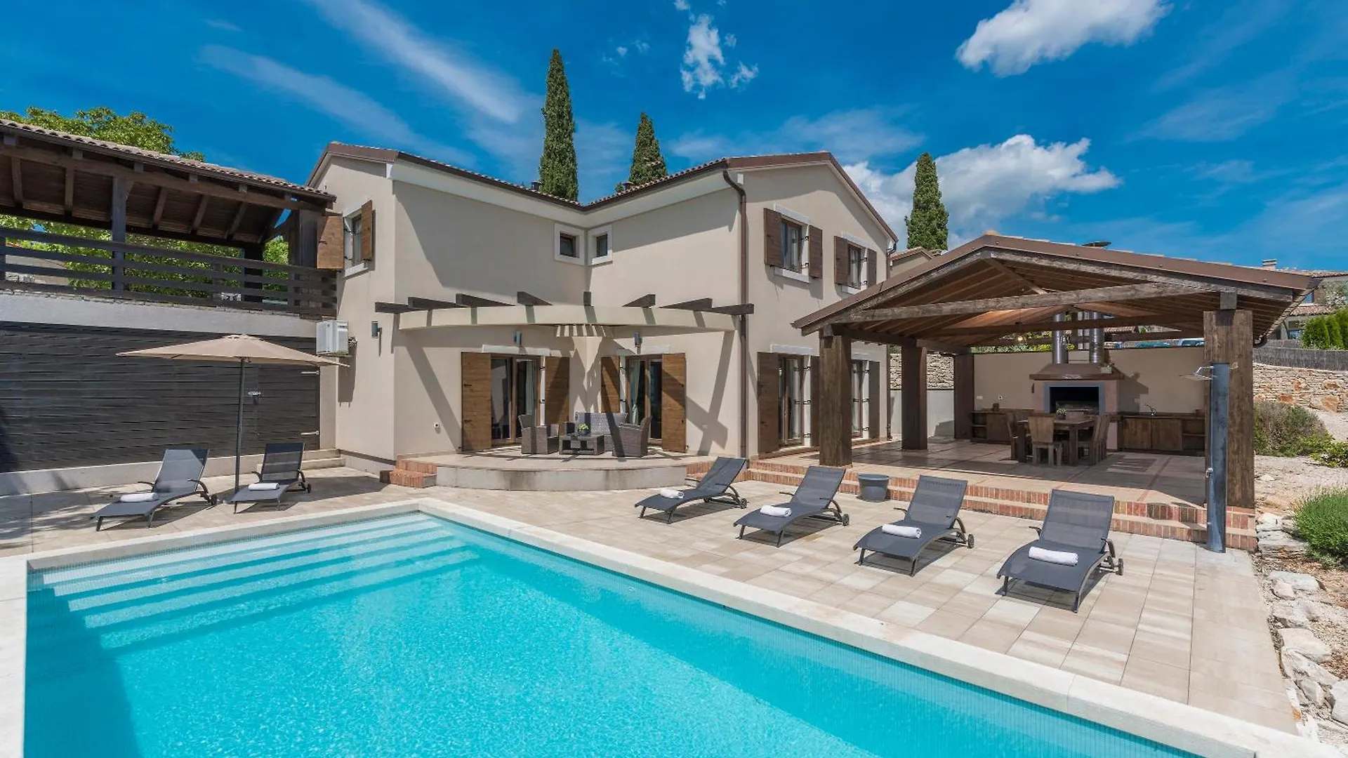 Dali Villa Svetvincenat